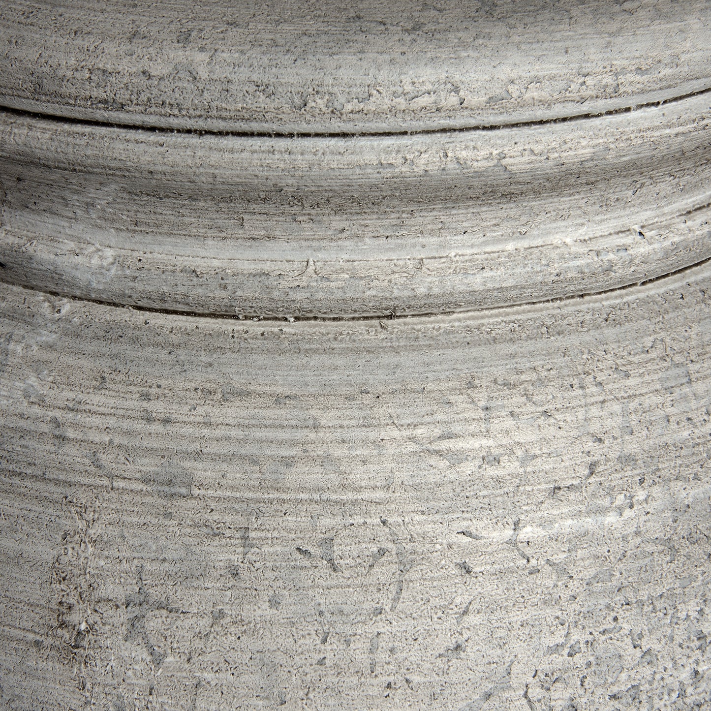 Uthina Table Lamp - image 3